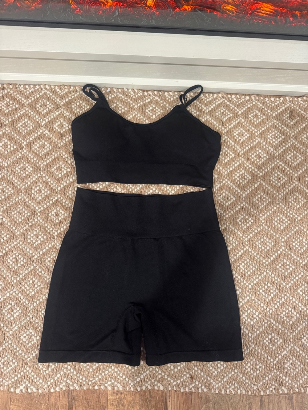 Black Seamless Two-Piece Active Set - Crop Tank & High-Waist Shorts